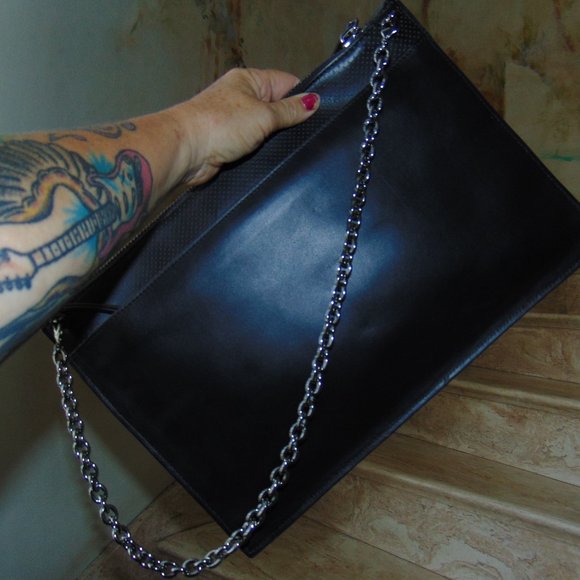 Alexandra Clancy Oversized Black Leather Handbag Envelope Bag Purse Chain Stra - Picture 11 of 13